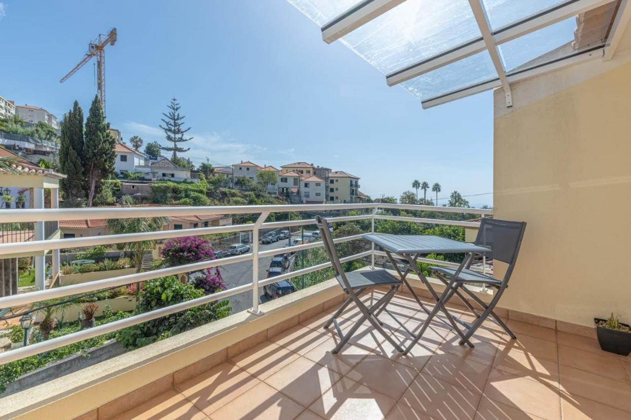 Flowers Island House 4 Canico (Madeira)